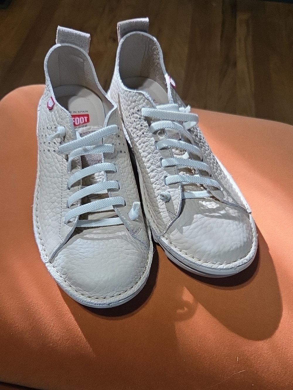 On Foot Women's Silken Slip On Sneaker - Beige Sz EU 40